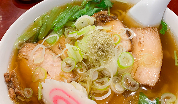 ラーメン大百科 日本中の様々なラーメンを種類別に紹介 トッピングも紹介