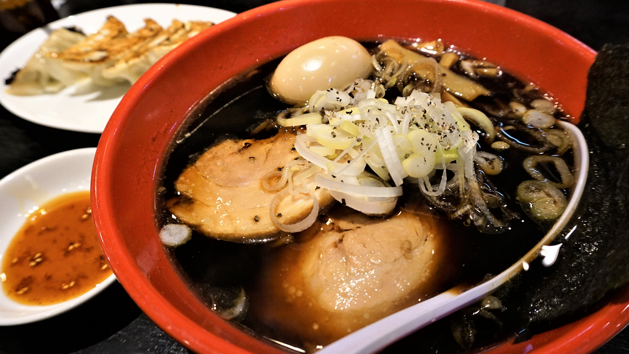 富山ブラック